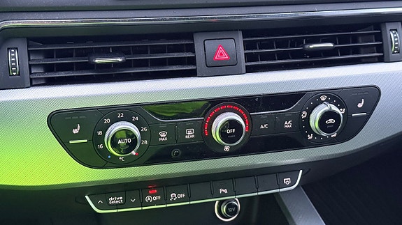 Audi A4 16 of 30