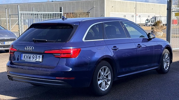 Audi A4 4 of 30