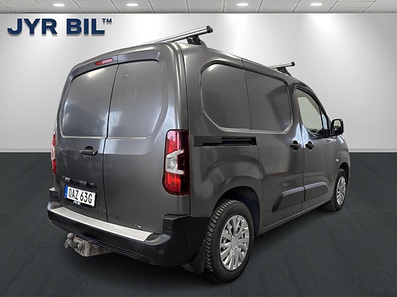 Toyota Proace City 3 of 5