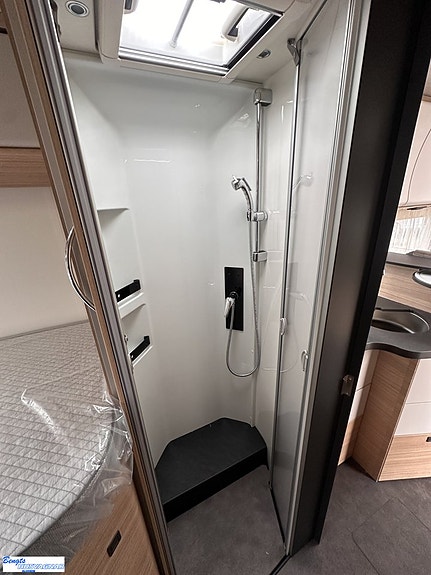 Malibu I 470 Comfort 4,2t | NYHET | ALDE | DUBBELGOLV 13 of 21