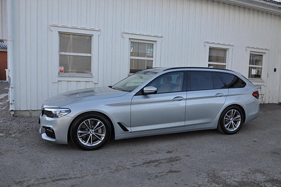 BMW 530d 2 of 5