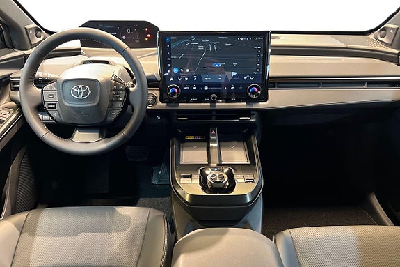 Toyota bZ4X 12 of 20
