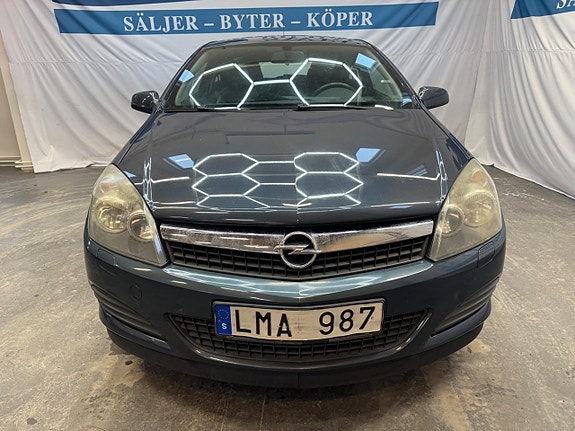 Opel Astra 3 of 5