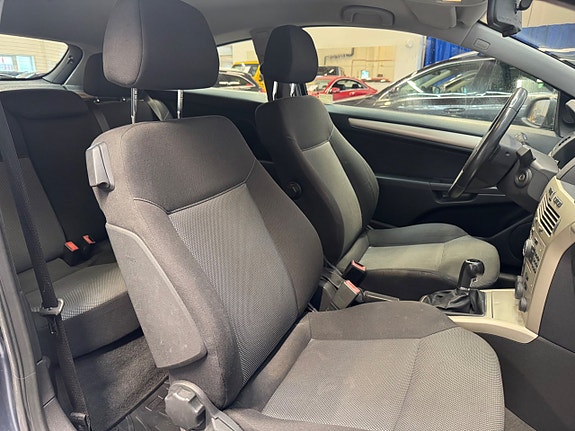 Opel Astra 11 of 16