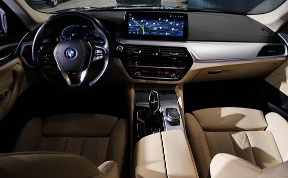 BMW 530e 10 of 21