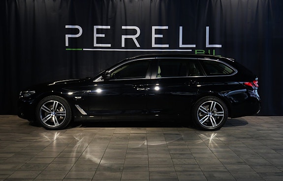 BMW 530e 2 of 21