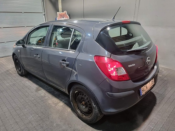 Opel Corsa 4 of 5
