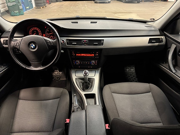 BMW 318 12 of 22