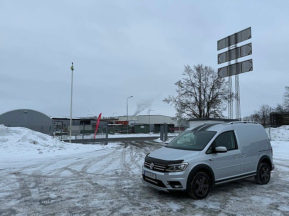 Volkswagen Caddy Alltrack 15 of 15