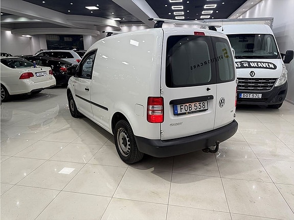 Volkswagen Caddy 2 of 5