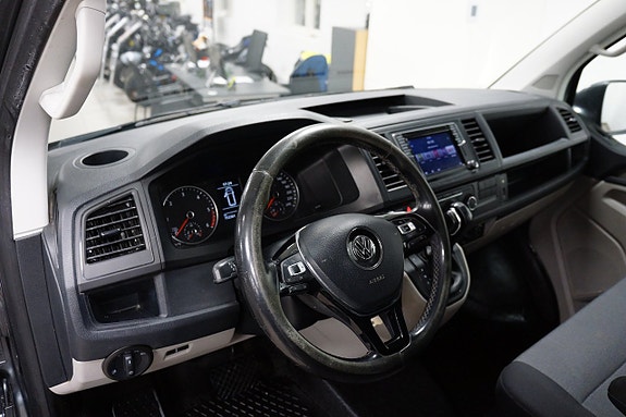 Volkswagen Transporter 6 of 12