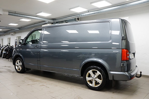 Volkswagen Transporter 3 of 5