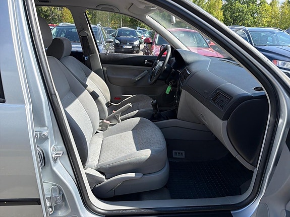 Volkswagen Golf I 23 of 25