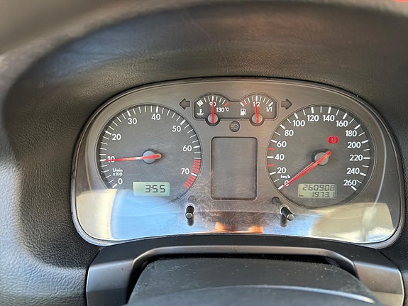 Volkswagen Golf I 19 of 25
