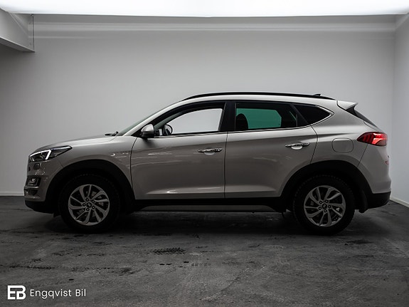 Hyundai Tucson 3 of 5