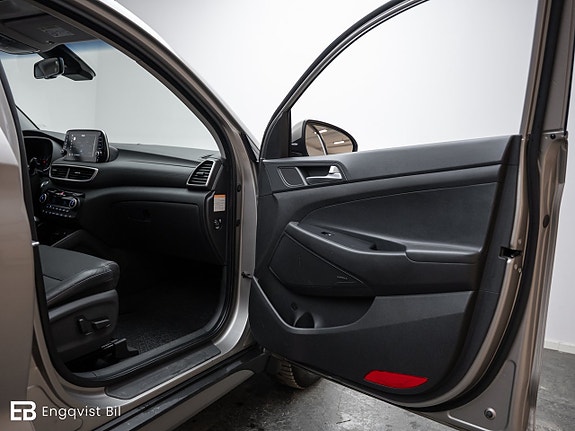 Hyundai Tucson 24 of 30