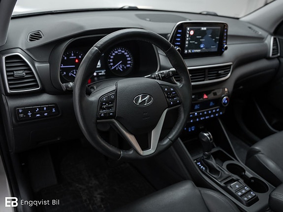 Hyundai Tucson 28 of 30
