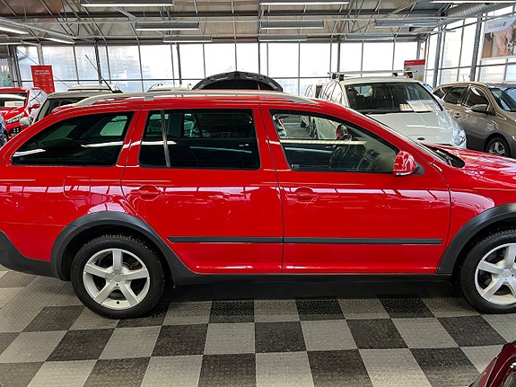 Skoda Octavia Scout 5 of 5