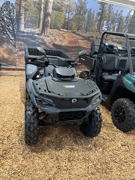 Can-Am Outlander 6x6 850 Dps T3b " Plog Kampanj " 3 of 8