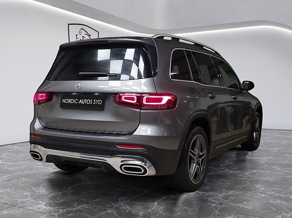 Mercedes-Benz GLB200 5 of 5