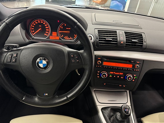 BMW 120 11 of 15