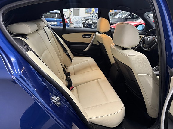 BMW 120 8 of 15
