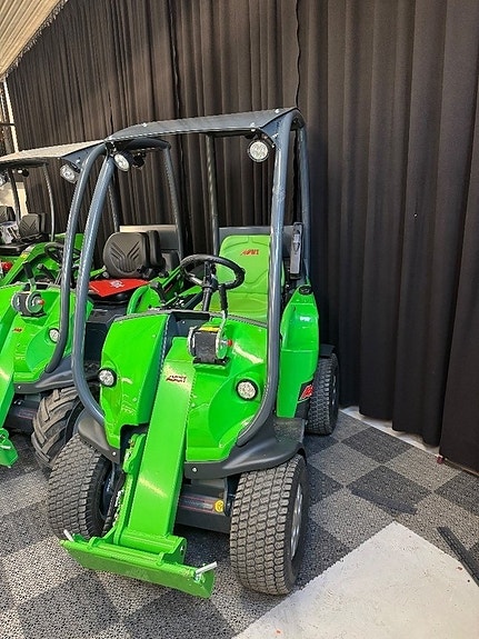 Avant 220 220 Kompaktlastare - KANONPRIS OMG LEV