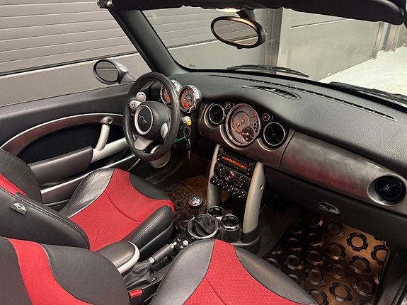 MINI Cooper 11 of 21