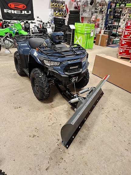 Kawasaki Bruce Force 450 2 of 3