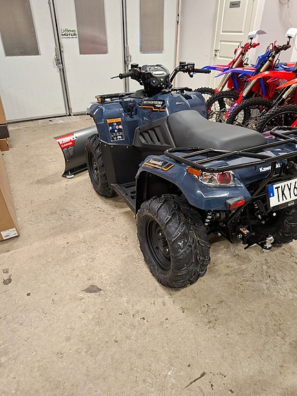 Kawasaki Bruce Force 450 3 of 3