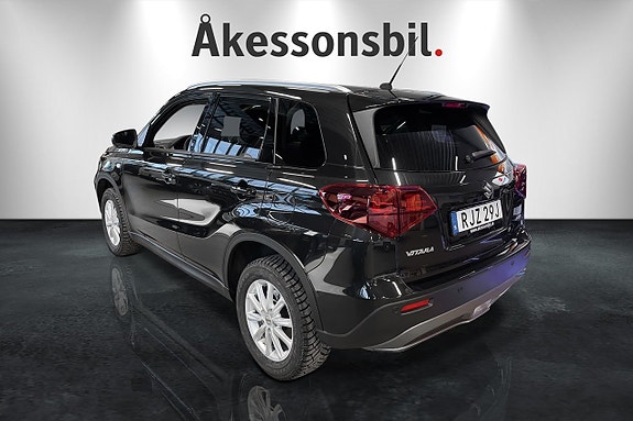Suzuki Vitara 6 of 12