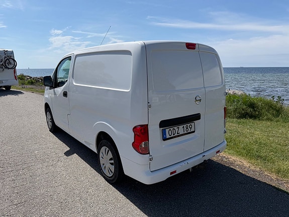 Nissan NV200 3 of 5