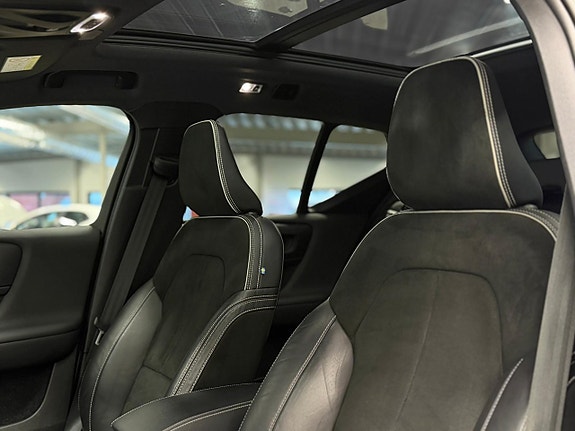 Volvo XC40 16 of 27