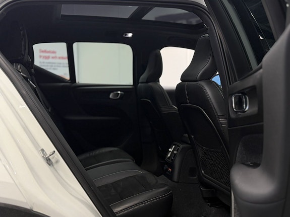 Volvo XC40 26 of 27