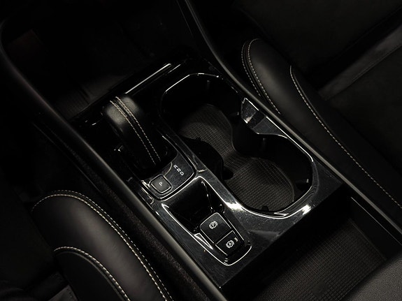 Volvo XC40 21 of 27