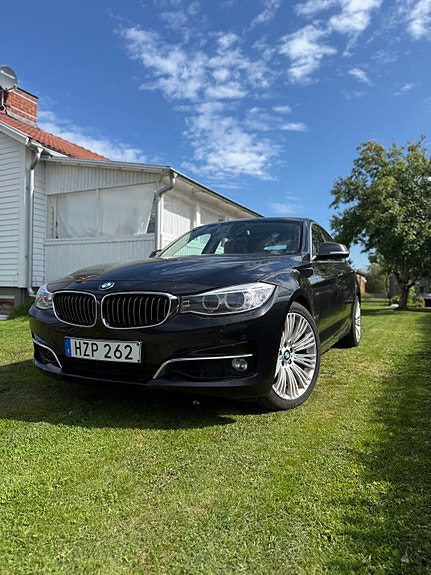 BMW 328i 11 of 18