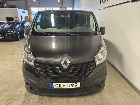 Renault Trafic 2 of 5