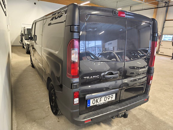 Renault Trafic 4 of 5