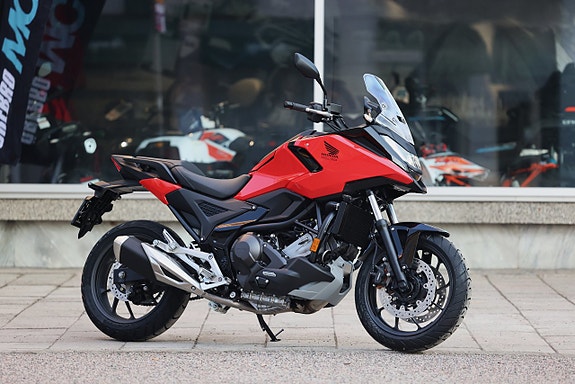 Honda NC750X DCT | Röd 2 of 14