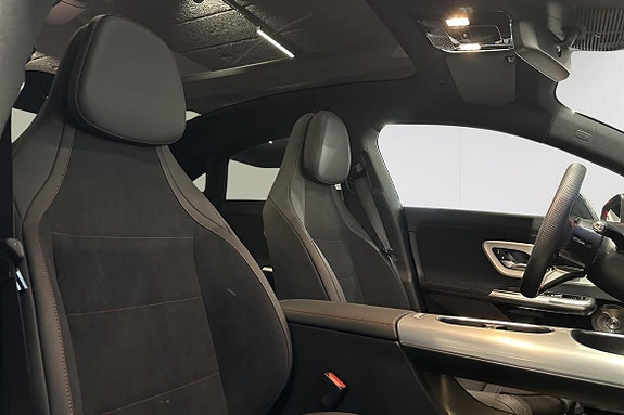 Mercedes-Benz CLA350 19 of 27