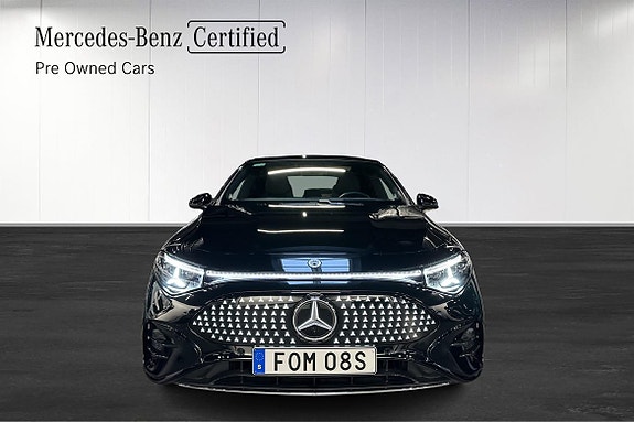 Mercedes-Benz CLA350 15 of 27