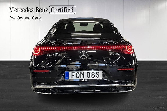 Mercedes-Benz CLA350 16 of 27
