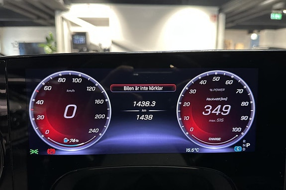 Mercedes-Benz CLA350 14 of 27