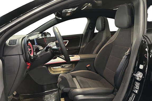 Mercedes-Benz CLA350 12 of 27