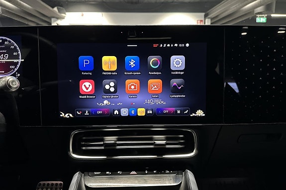 Mercedes-Benz CLA350 13 of 27