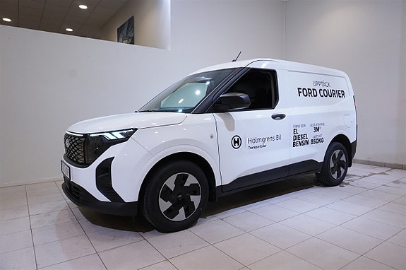 Ford Transit Courier 4 of 5