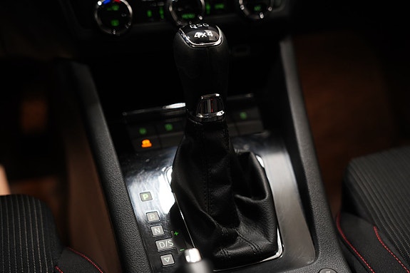 Skoda Octavia 10 of 17