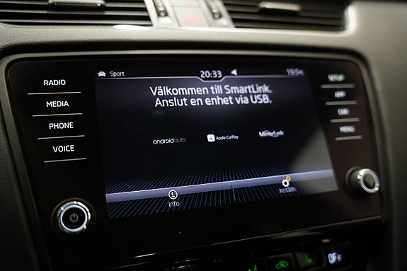 Skoda Octavia 12 of 17