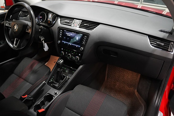 Skoda Octavia 7 of 17