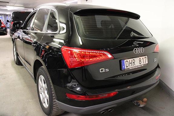Audi Q5 10 of 18